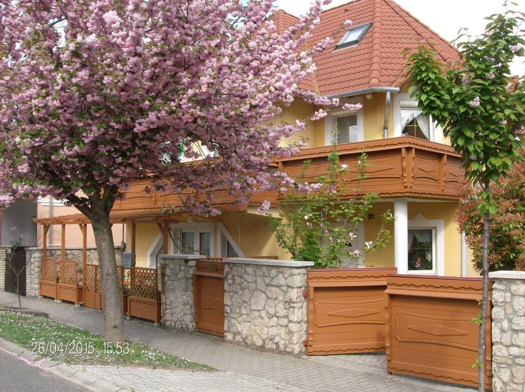 Zsuzsanna Haz Hotell Hévíz Rum bild